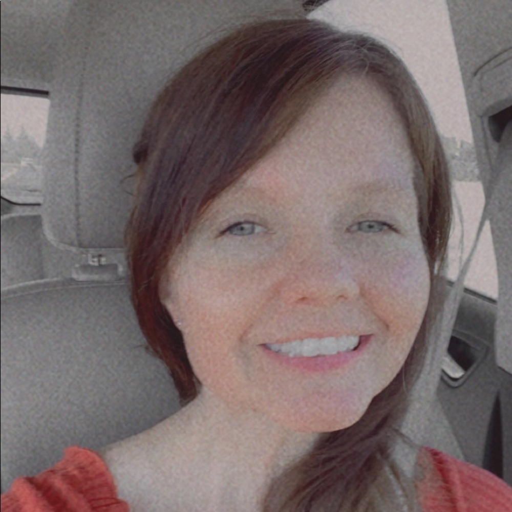 Meet your Posher, Malia